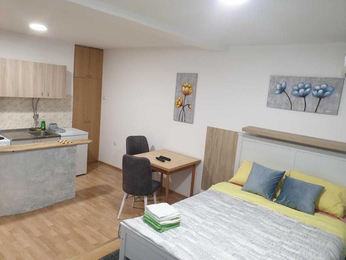 City Center Apartment 2 Ni Dış mekan fotoğraf